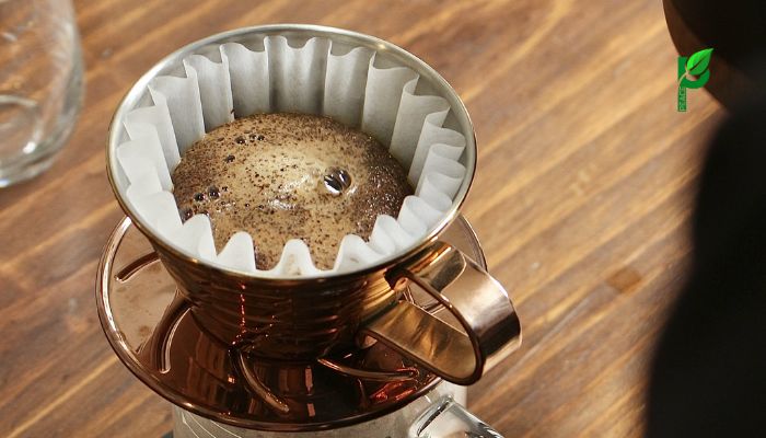 Ngâm bã cà phê quá lâu